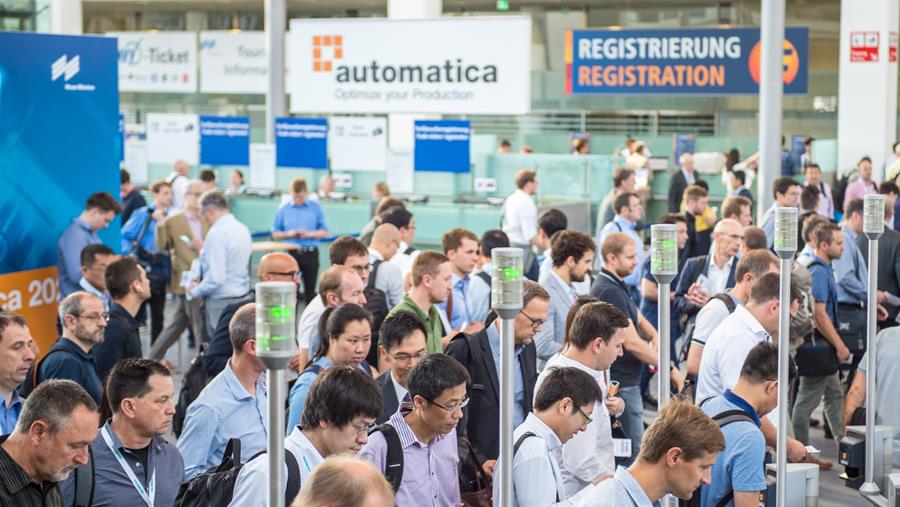 VISIONS DE LA ROBOTIQUE ET DE L'IA DU FUTUR