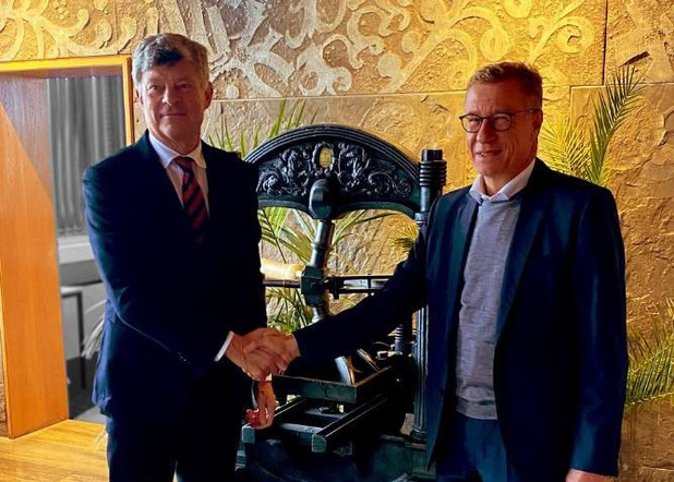 Reynders label printing neemt schäfer-etiketten over