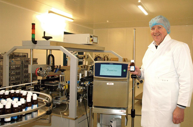 De helft tijdwinst met nieuwe etiketteerlijn en inkjetprinter 