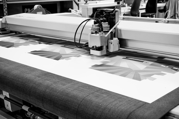 DIGITAL LARGE FORMAT OPERATOR