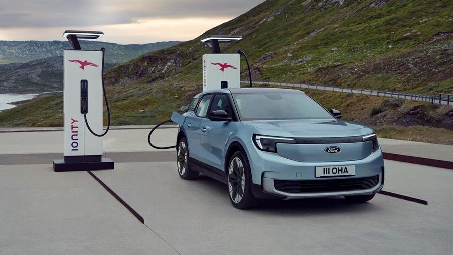 Ford verlaagt drempels voor elektrisch rijden
