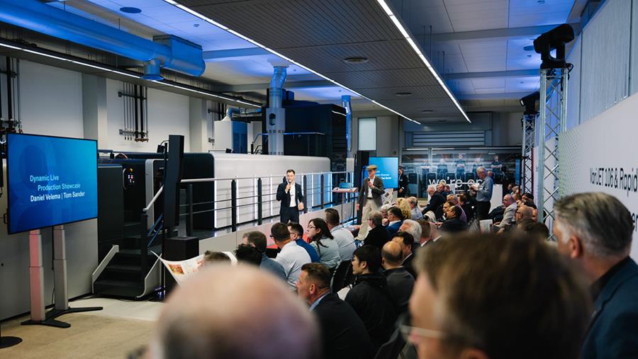Koenig & Bauer met la production de carton hybride au centre du sommet VariJET 106